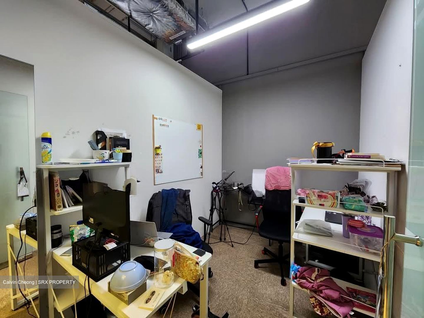 Woods Square (D25), Office #526972071